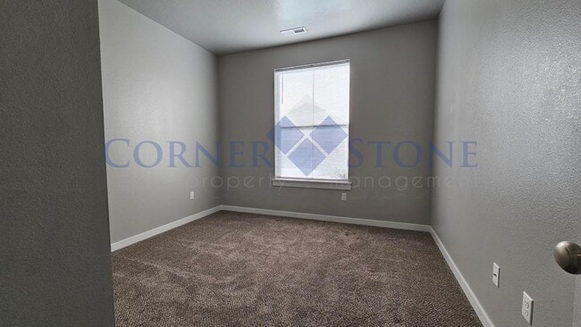 Building Photo - Fantastic Home With No Back Neighbors!