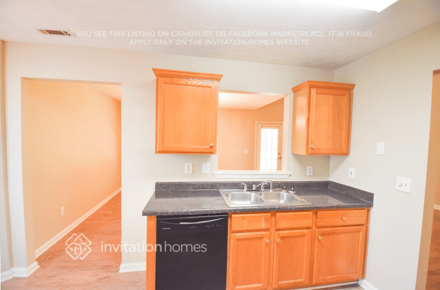 Building Photo - 128 Stanfield Ct