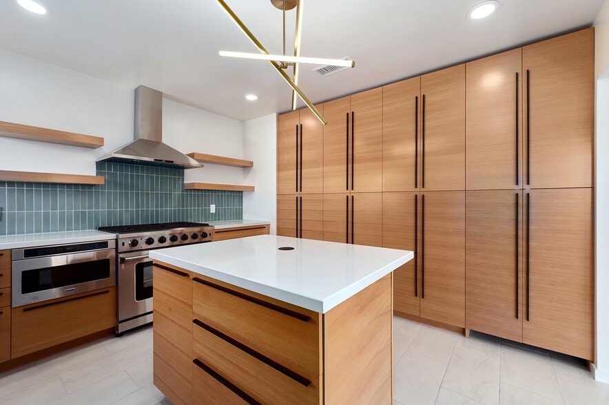 Kitchen - 1938 Clinton St
