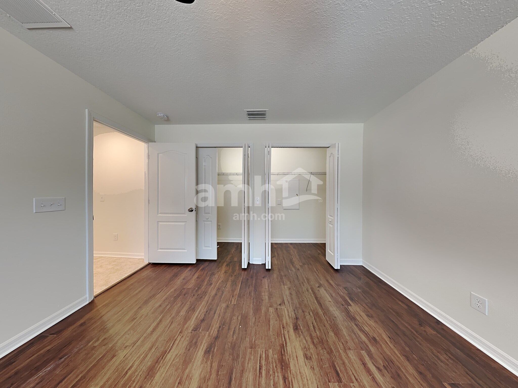 Building Photo - 927 Windton Oak Dr