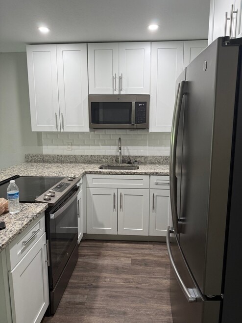 Building Photo - 232 Orienta Point St