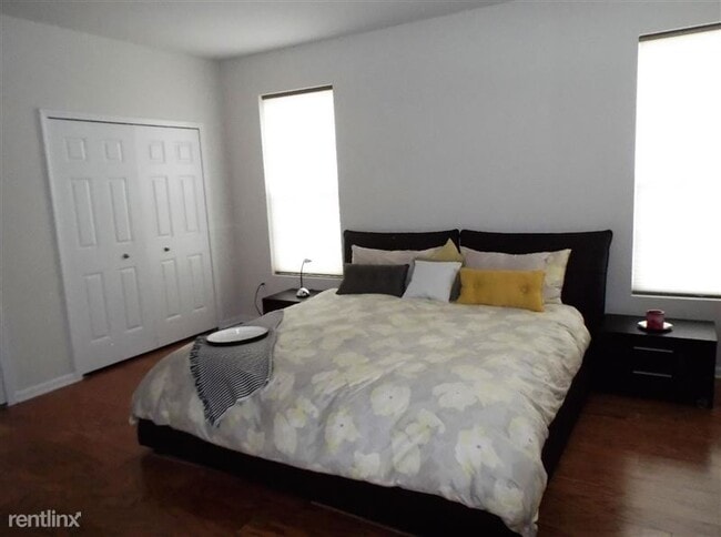 Building Photo - 958 W Summerfield Gln Cir