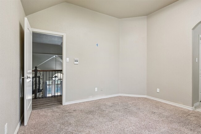 Building Photo - 1320 Ghost Flower Dr