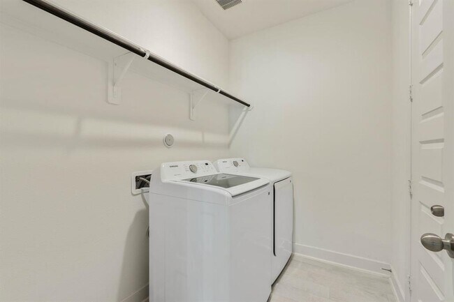 Building Photo - 981 Cortez Creek Dr