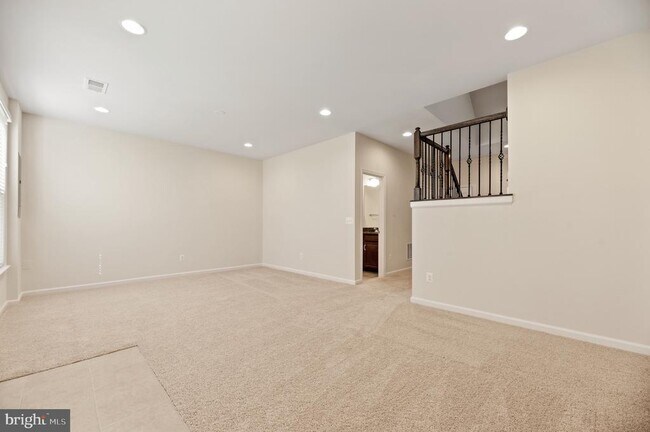 Building Photo - 42409 S Dogwood St