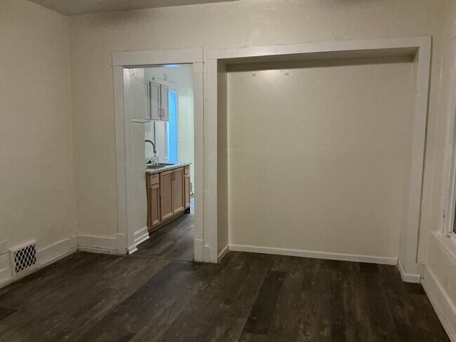 Building Photo - 2944-46 N 28th St