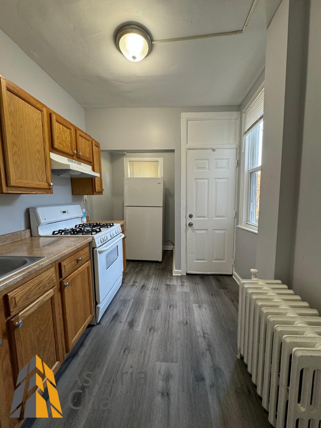 Building Photo - 2BD/1.5BA TOWNHOME IN BALTIMORE CITY