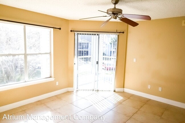 Building Photo - 2585 Grassy Point Dr
