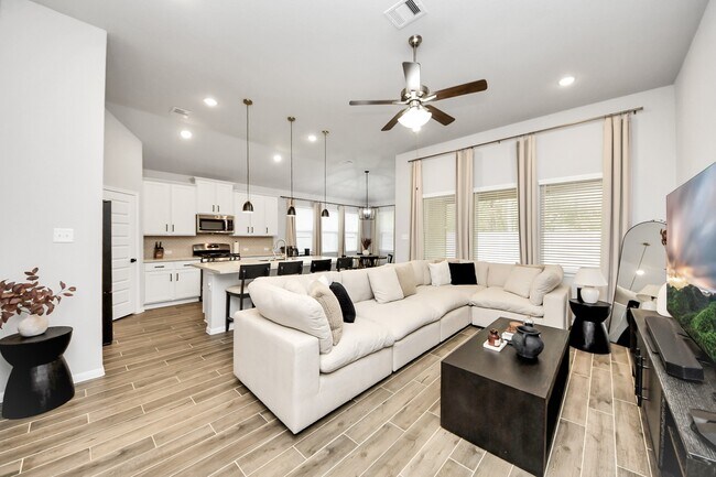 Building Photo - 6618 Beacon View Dr