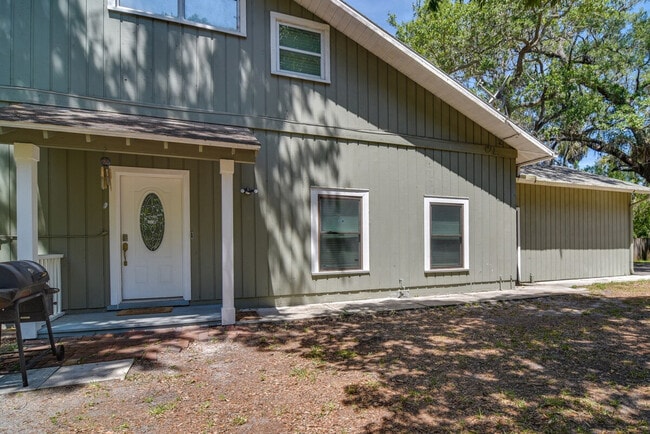 Building Photo - 2960 58th Ave S