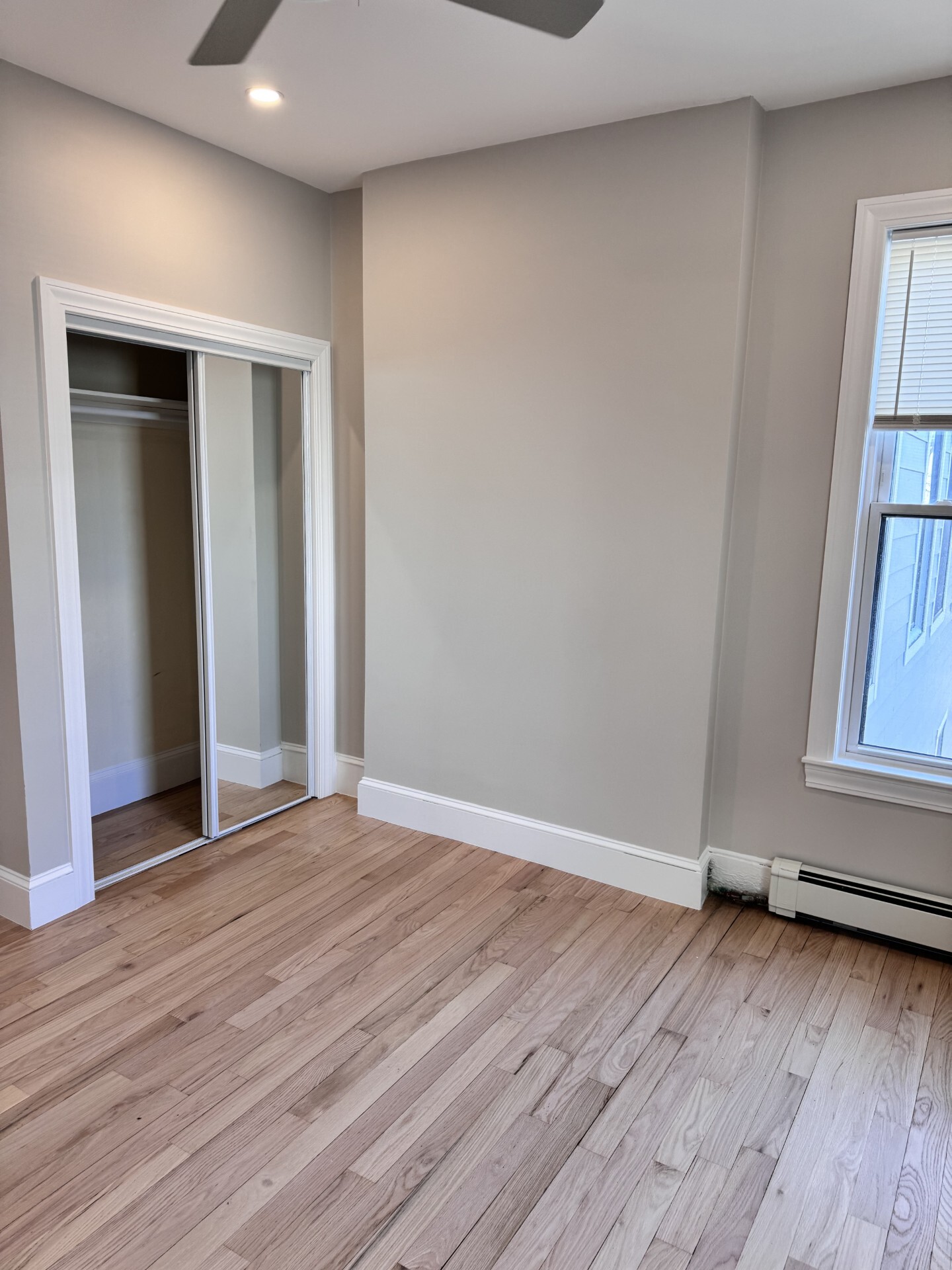 Apt 12 - 35 Brookline St