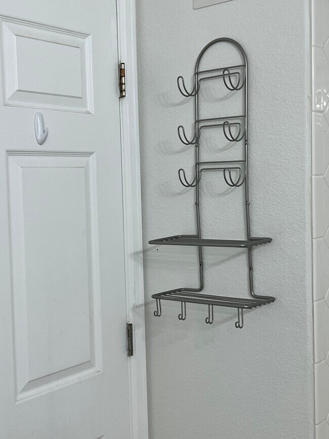 Building Photo - 2672 S Cathay Way