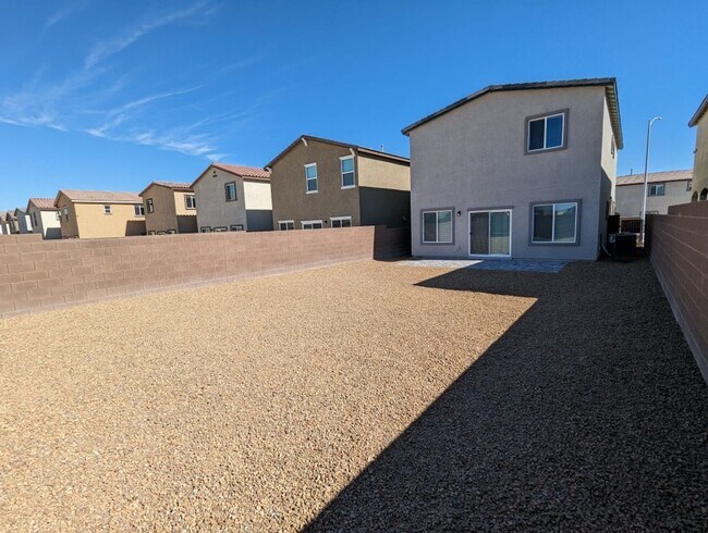 Building Photo - 7703 Moore Crk Ln