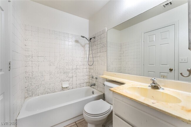 Building Photo - 6557 Lemitar Dr