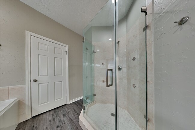 Building Photo - 30215 Stoney Plain Dr