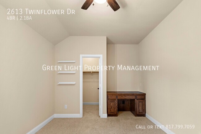 Building Photo - 2613 Twinflower Dr