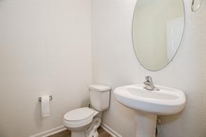 Building Photo - 4810 Emerson Manor Dr