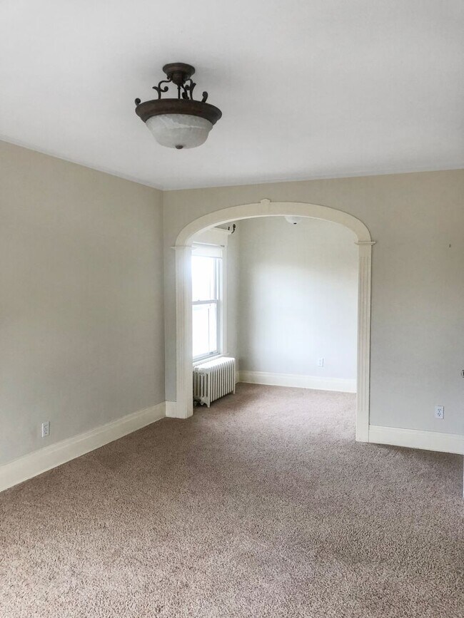 Building Photo - Historic North Slope Charm with Sweeping Sound Views — 4BR/1.5BA