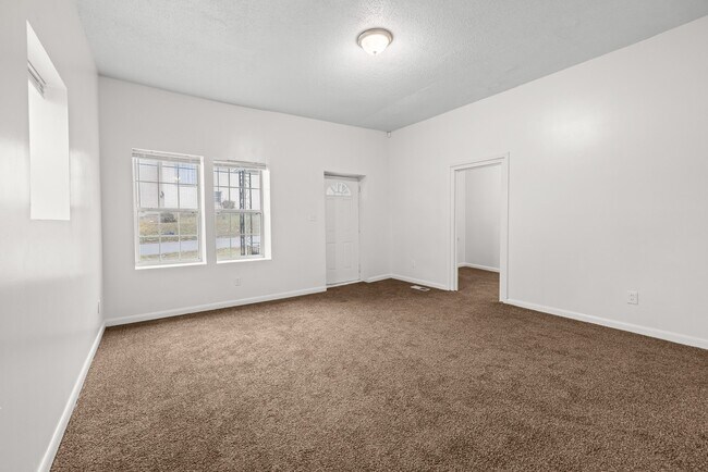 Building Photo - 5722 Terrace Ave
