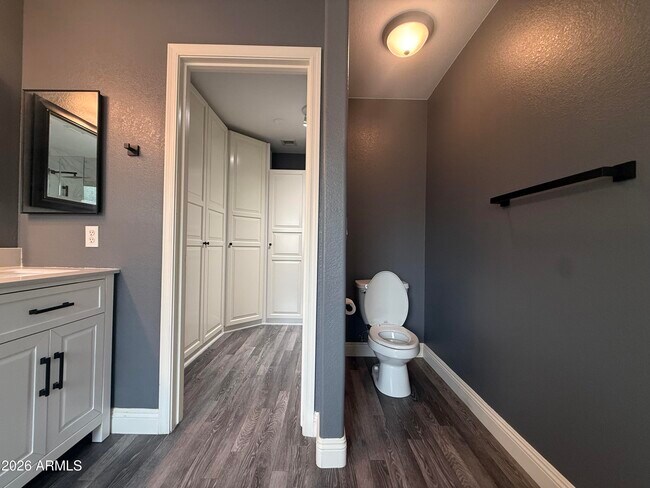 Building Photo - 1567 N Tucana Ct