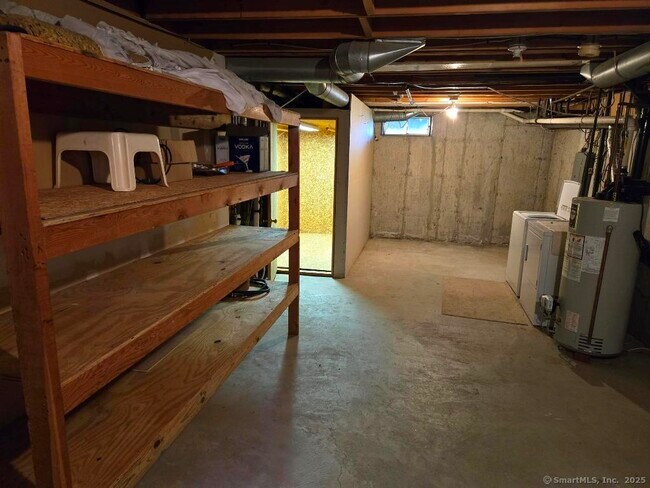 Building Photo - 62 Pierpont Rd