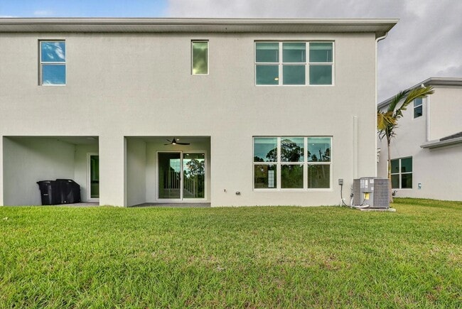 Building Photo - 3552 NW Solange Ct