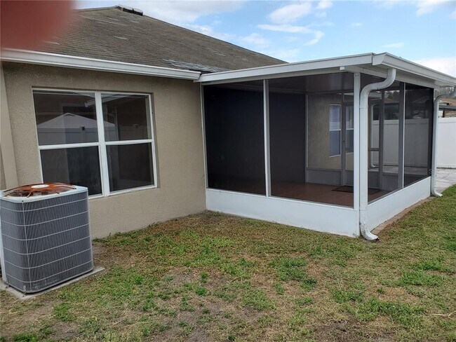 Building Photo - 31354 Kirkshire Ct