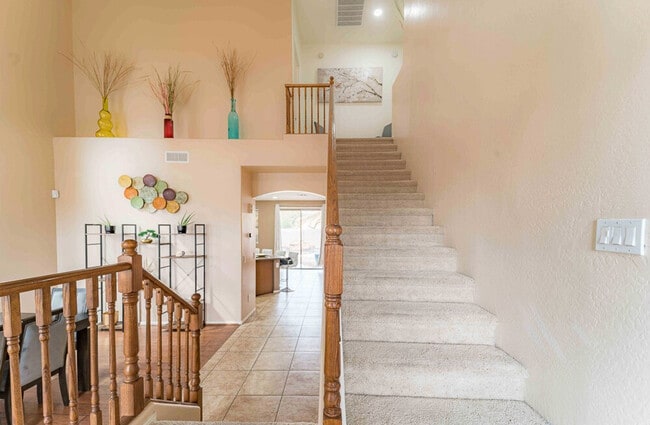 Building Photo - 1761 N St Francis Pl