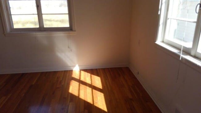 Building Photo - 4204 Charles St