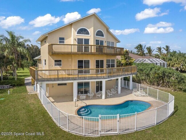 Building Photo - 8820 44th Ave