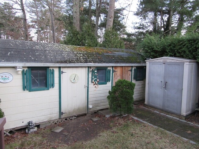 Building Photo - 2 Heather Ln