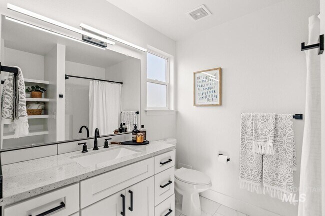 Building Photo - Remodeled Home in Kuna!