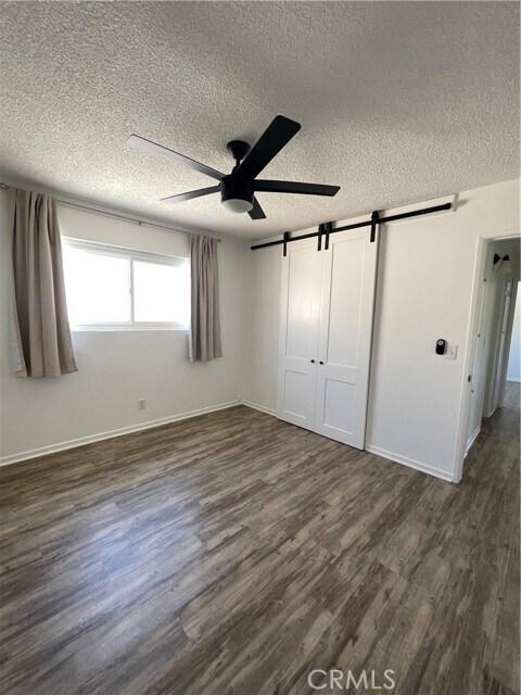 Building Photo - 616 15th St