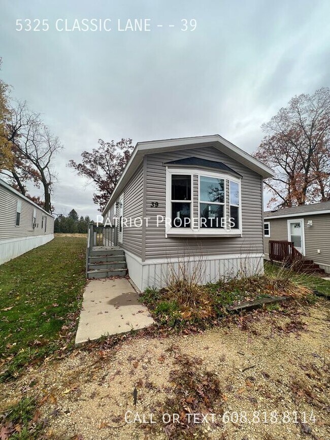 Building Photo - 5325 Classic Ln