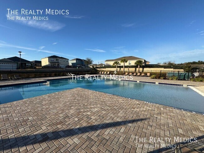 Building Photo - 5239 Mahogany Dr