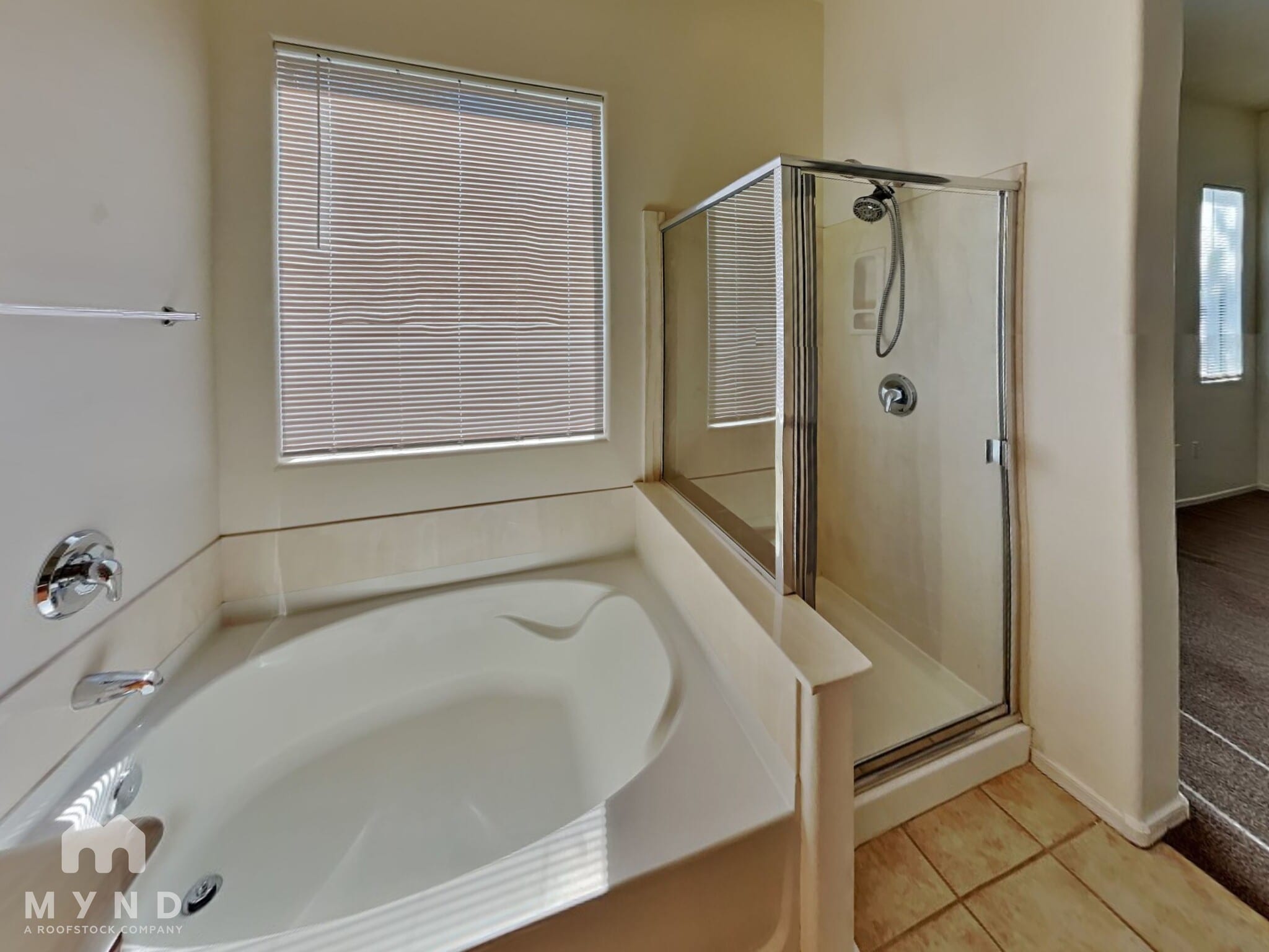 Building Photo - 12548 E Red Iron Trail