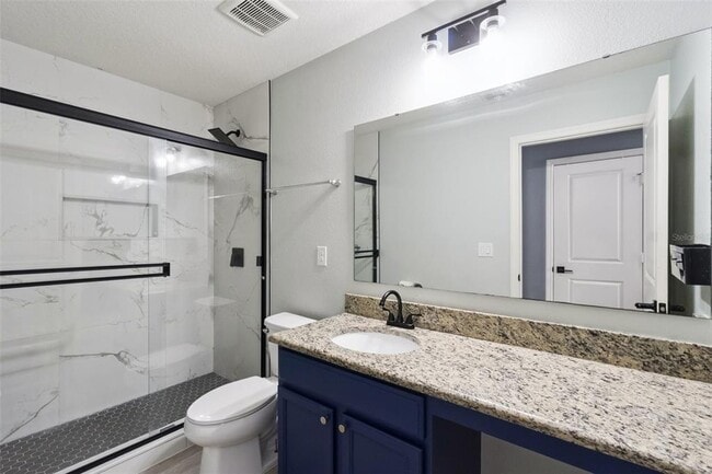 Building Photo - 3028 Lakes Crest Ave