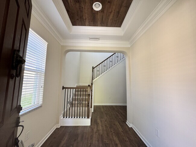 Building Photo - 3-Bed Home?Office room with Granite Touche...