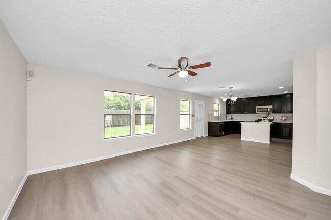 Building Photo - 21318 Pine Monte Ridge Ln