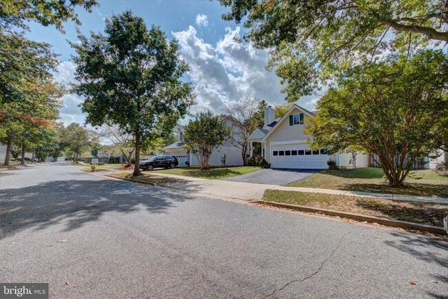 Building Photo - 13920 Lord Fairfax Pl