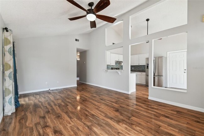 Building Photo - 2803 Northcote Dr