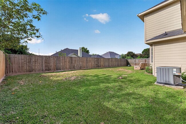 Building Photo - 4011 Alexis Cir