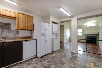 Building Photo - Charming 3 Bedroom Ranch Style Condo in East Anchorage – Ideal Location!