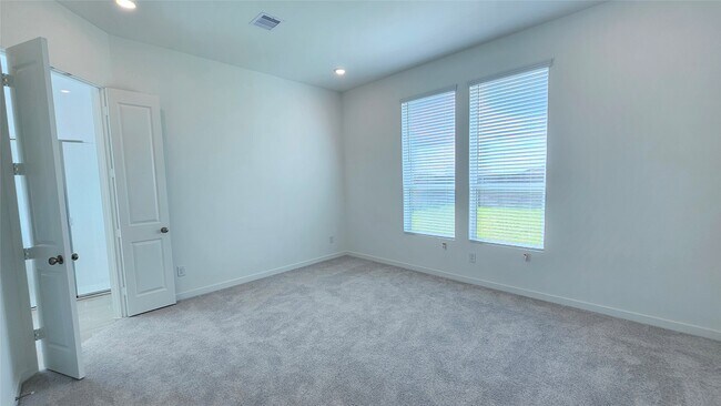 Building Photo - 16327 Mesquite Fld Dr