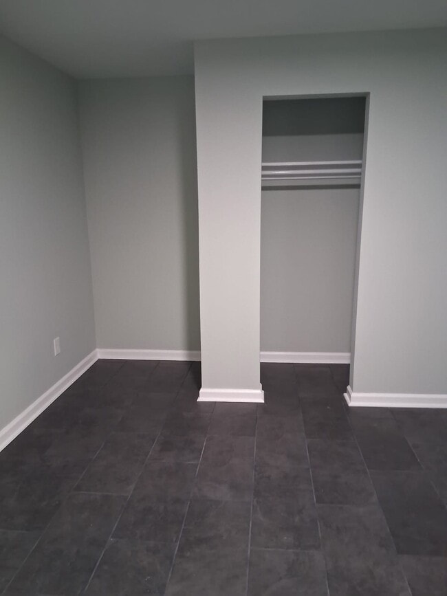 Building Photo - 804 Boston St