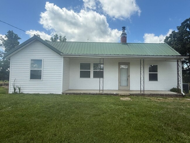 Primary Photo - 3 Bedroom 1 Bathroom Home in Greene County, TN