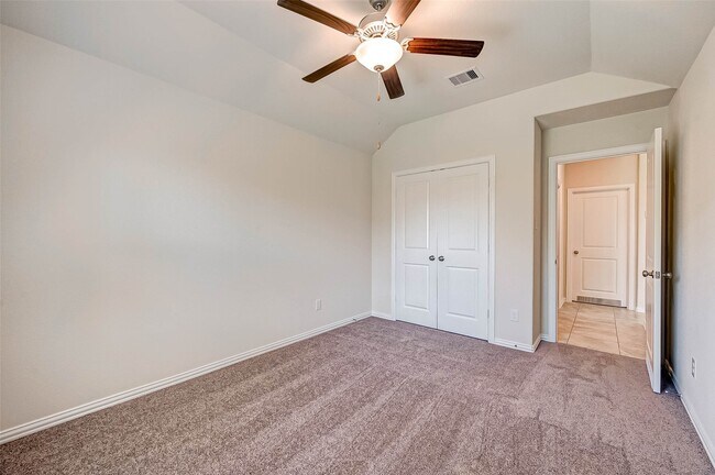 Building Photo - 2307 Green Kale Dr