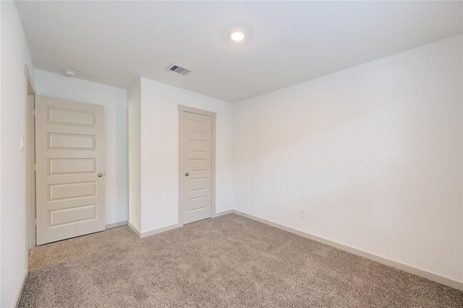 Building Photo - 7322 Marina Hts Wy