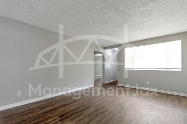 Building Photo - 3362 Lowell Ave