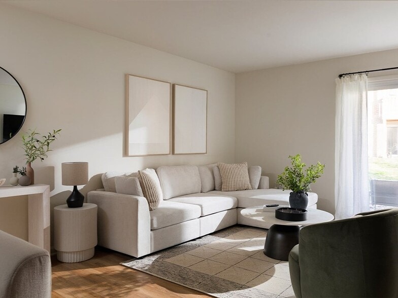 Primary Photo - The Crest at Princeton Meadows